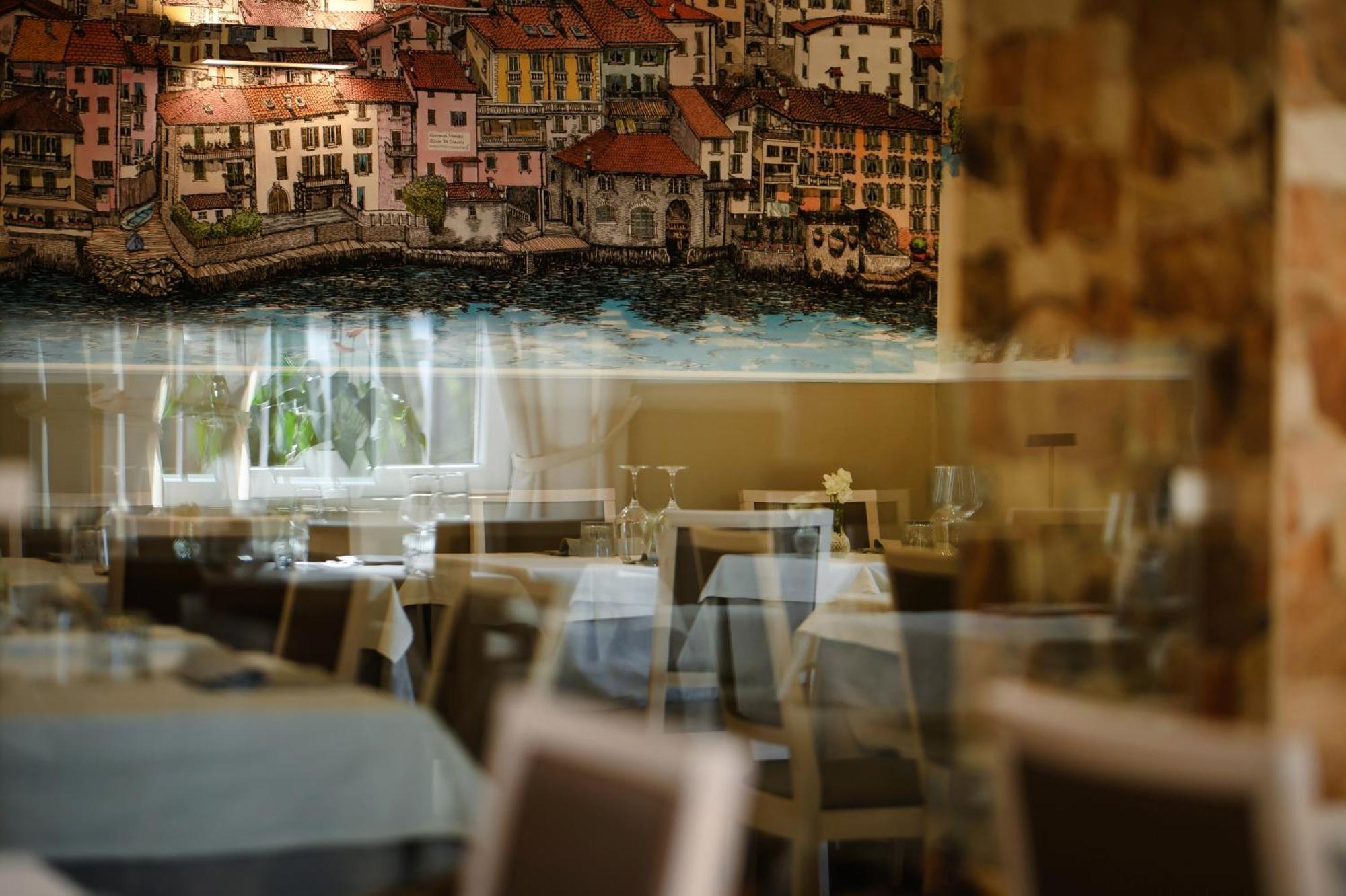 Hotel Ristorante La Vignetta تْشيرنوبيو المظهر الخارجي الصورة