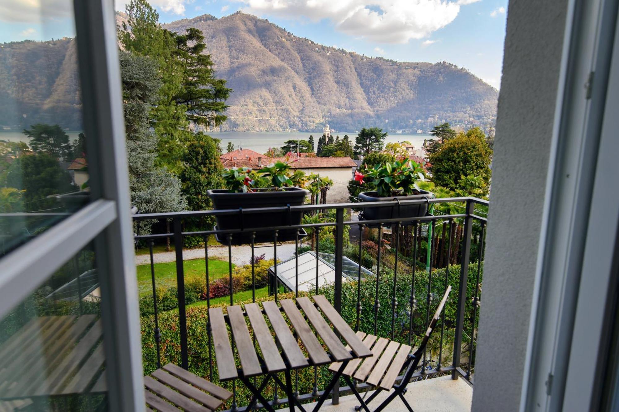 Hotel Ristorante La Vignetta تْشيرنوبيو المظهر الخارجي الصورة